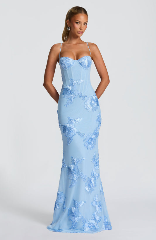 Elara | Structured elegance with exclusive details