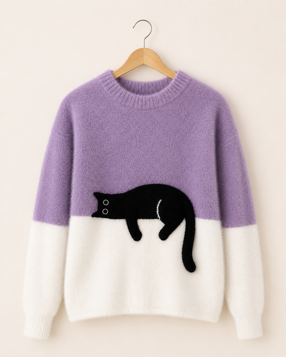 Caitlin – Casual Cat Graphic Sweater