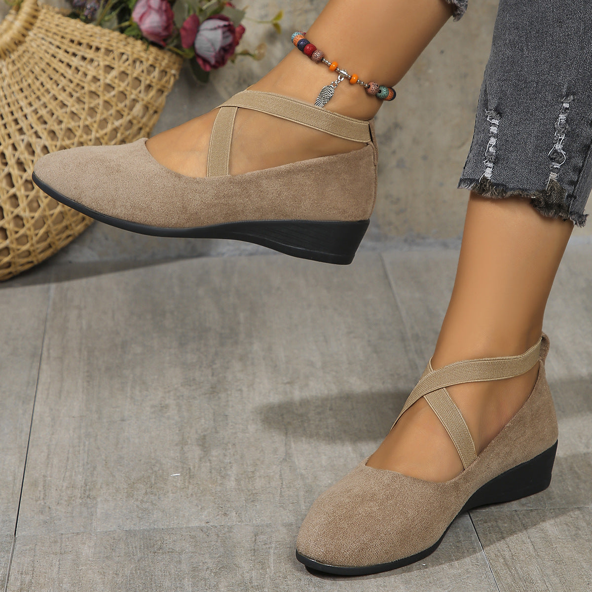 Odette | Closed Wedge-Heeled Ballet Flats