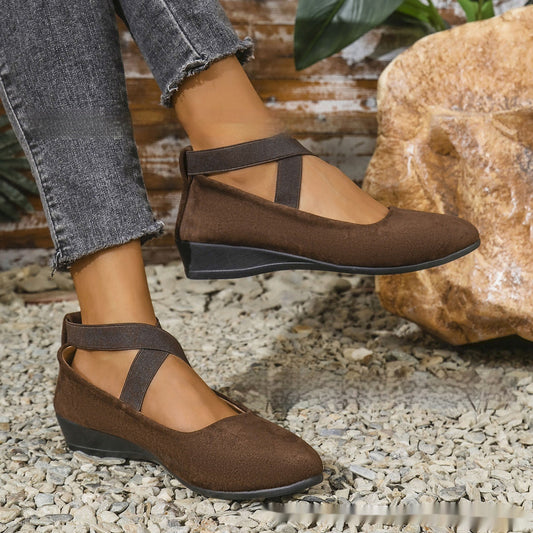 Odette | Closed Wedge-Heeled Ballet Flats