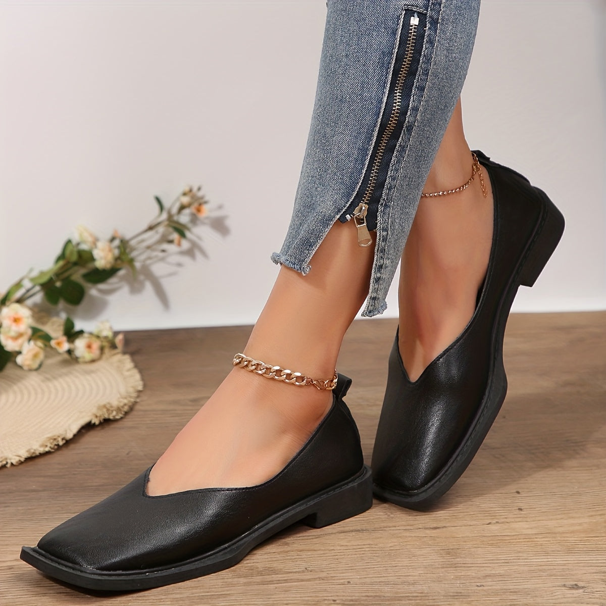 Lavinia™ | Sculpted Square-Toe Flats