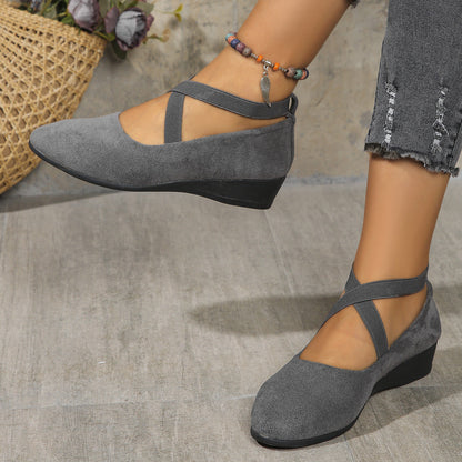 Odette | Closed Wedge-Heeled Ballet Flats