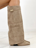 ARABELLA | Khaki Suede Boots
