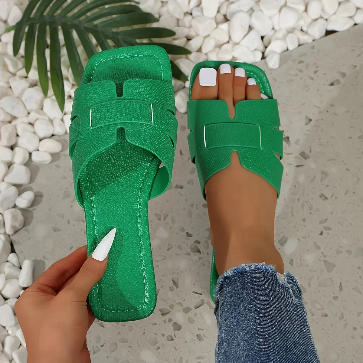 Valencia - Slide Sandals