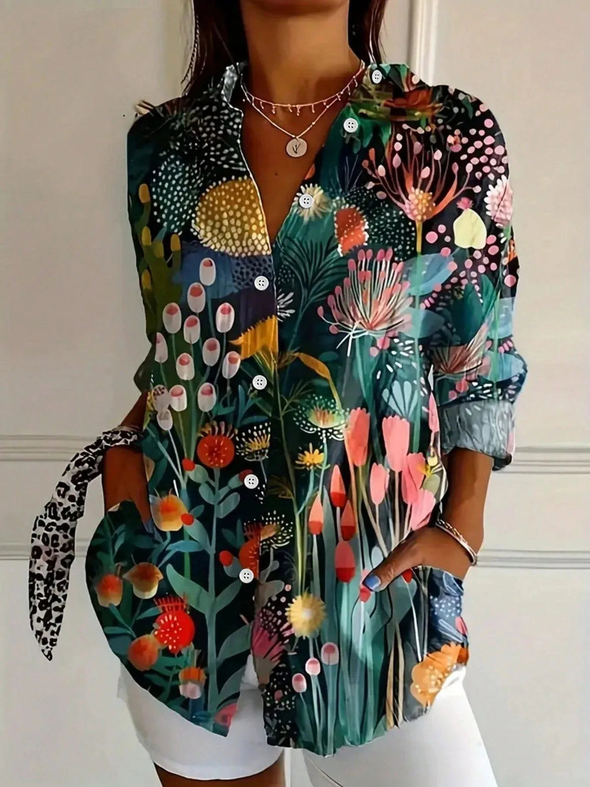 Harper | Blouse with Colourful Print