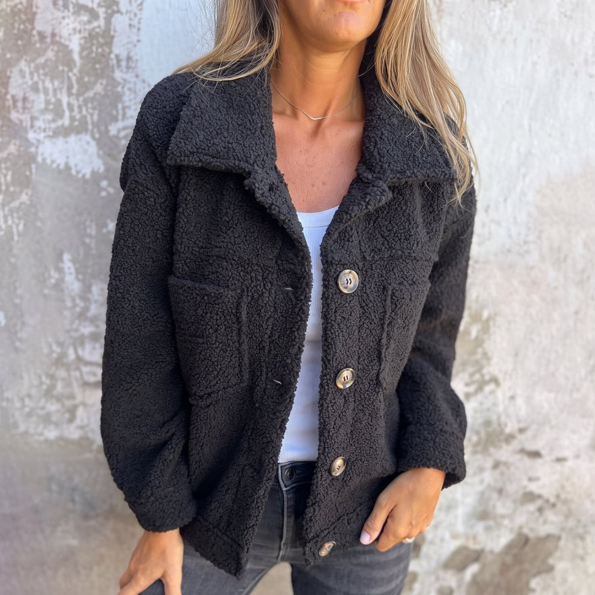 Brampton Women's Boxy Textured Jacket with Wide Collar