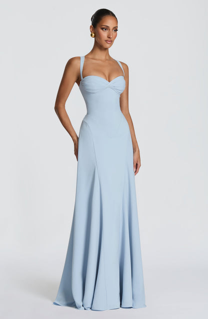 Amara | Elegance Maxi Dress with Sweetheart Neckline