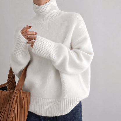 Isla - Women's Oversized Turtleneck Knit Jumper with Ribbed Cuffs