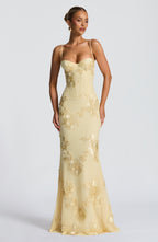Elara | Structured elegance with exclusive details