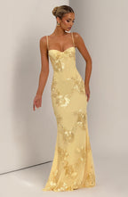 Elara | Structured elegance with exclusive details