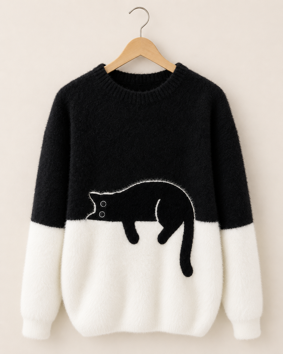 Caitlin – Casual Cat Graphic Sweater