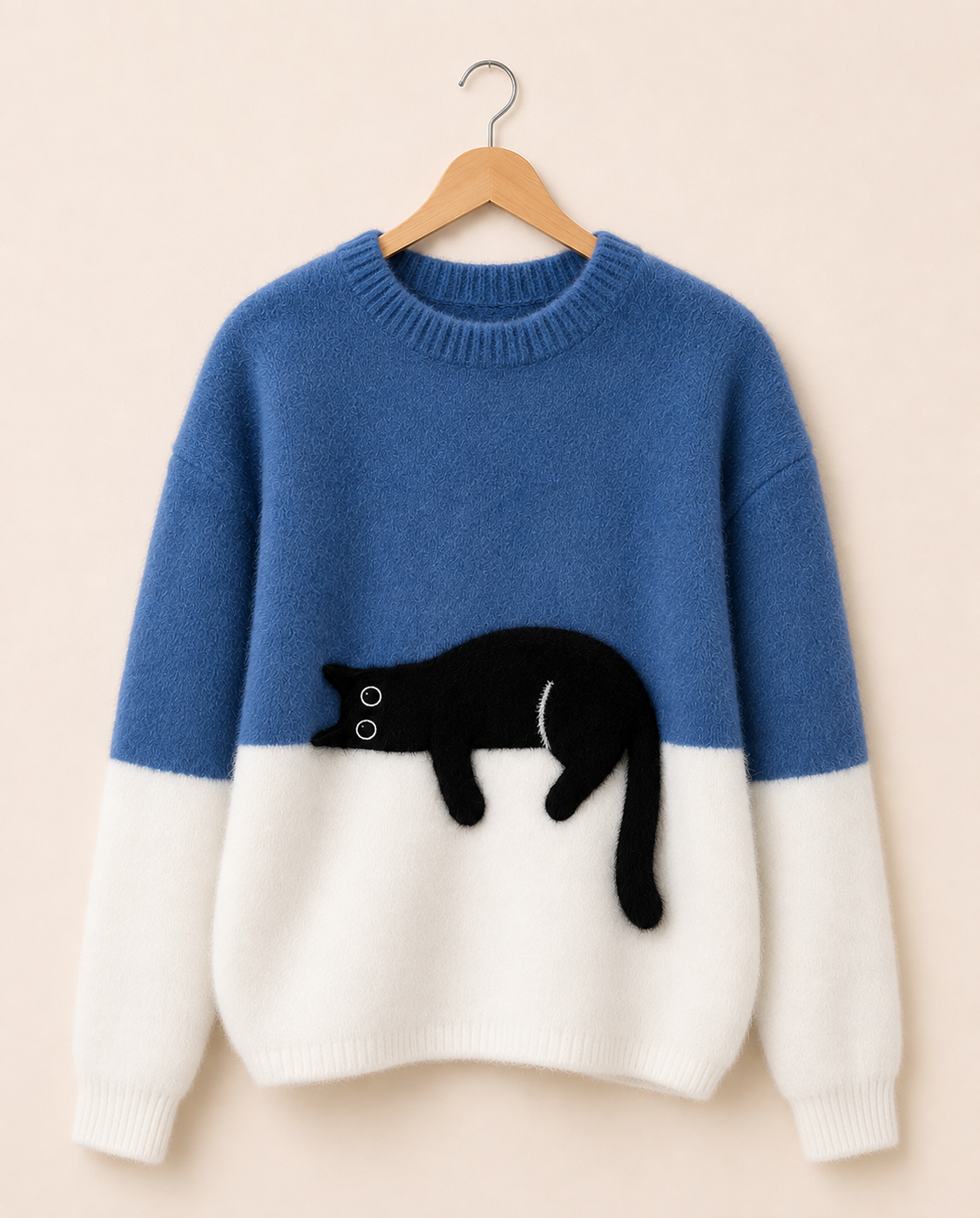 Caitlin – Casual Cat Graphic Sweater
