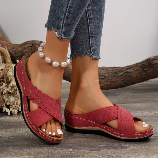 Comfora™ | Lightweight and stable wedge sandals