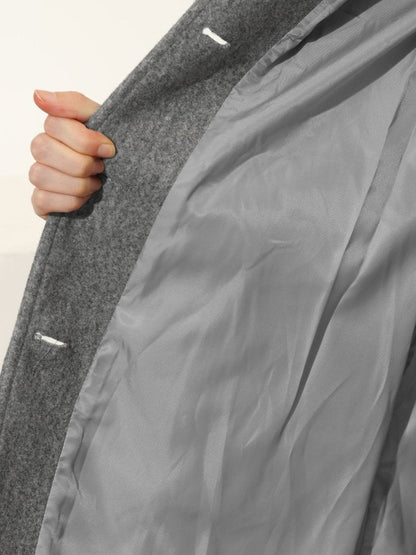 VICTORIA SIGNATURE COAT | ELEGANCE IN EVERY DETAIL