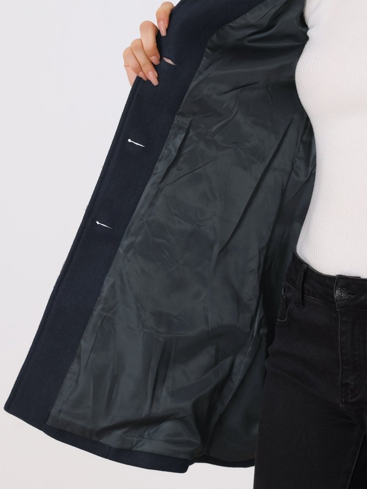 VICTORIA SIGNATURE COAT | ELEGANCE IN EVERY DETAIL