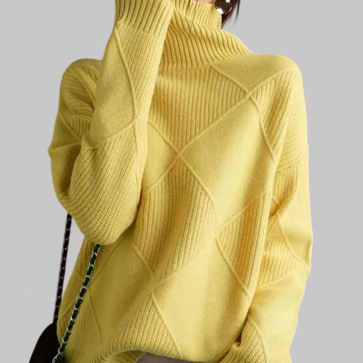 Stanton Women's Oversized Diamond-Knit Turtlenecks Sweater